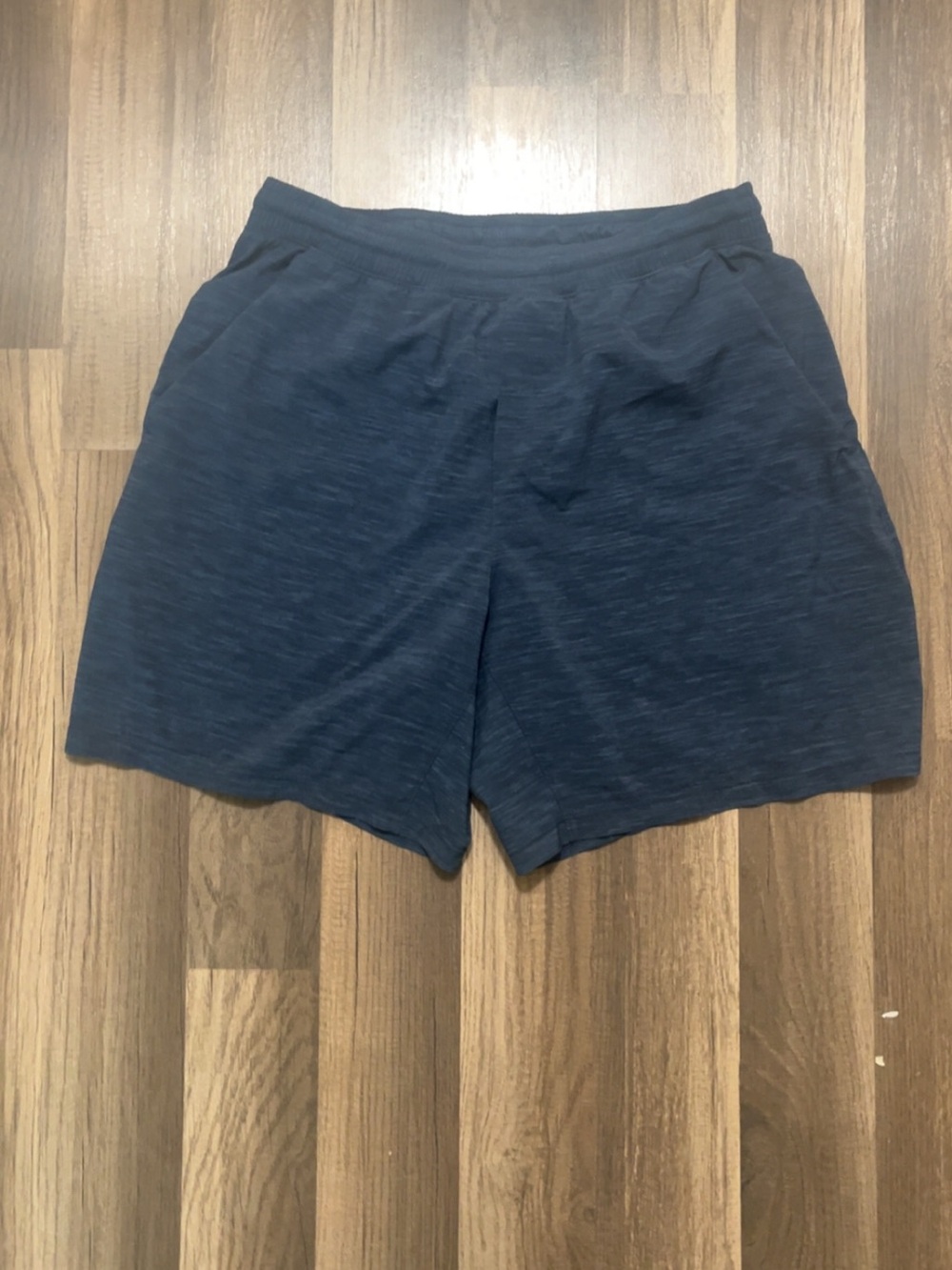 LULULEMON Mens Medium Blue Lined Athletic Shorts